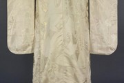 Kimono, 1980-2000. Museum no. FE. 154-2002