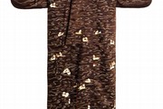 Kimono, 1820-1860. Museum no. FE.28-1987