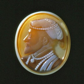 Cameo portrait of Shah Jahan, around 1630-1640. Museum no. IS.14-1974