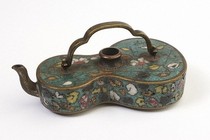 Water dropper (suiteki). Museum no. M.80-1912