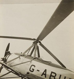 Curtis Moffat, 'Snapshot', about 1925-1930. Museum no. E.940-2007