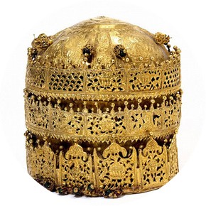 Crown, Ethiopia, 1740. Museum no. M.27-2005