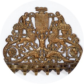 Hanukkah lamp, 1500-1600. Museum no. M.419-1956
