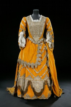 Costume design for a Lady in Waiting in 'The Sleeping Princess,' Léon Bakst, 1921, Museum no. S776 - 1980