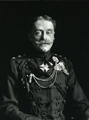 Lafayette Portrait Studios, Portrait of Major Francis Alexander Fortescue, 1906, © V&A Images / Victoria and Albert Museum, London