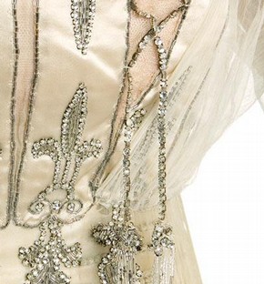 Costume worn by Ethel Irving, sate and production unknown. Museum no. S.1345 - 1984
