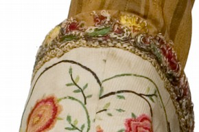 Costume for Tattle in William Congreve’s Love for Love, designed by Lila de Nobili, London 1966. Museum no. S.769:1 – 1997