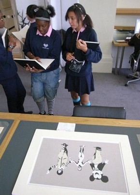 Students in the V&A Prints and Drawings Study Room 