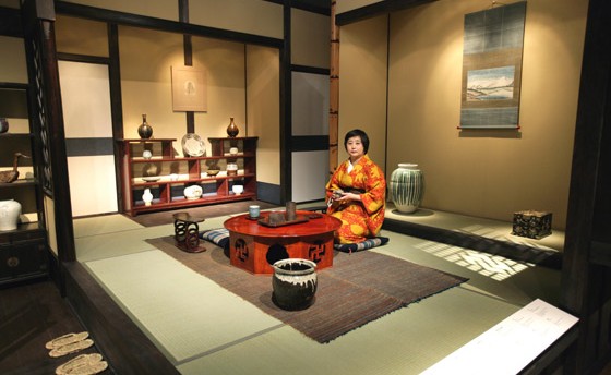 Tea ceremony at the V&A during the International Arts & Crafts Exhibition, 2005