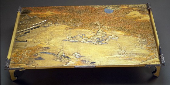 Writing table (bundai) Japan, c.1620. Museum no. W.339-1916