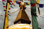 Swayambhunath stupa, Kathmandu, Nepal. Photograph by Jennifer Tynan, 2001