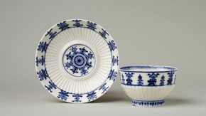Teabowl and trembleuse saucer, Saint-Cloud, about 1700-1715. Museum no. C.433&A-1909