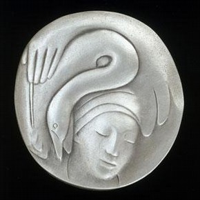 Linda Crook, 'Leda and the Hat Pin', 2003, front view. Museum no. A.6-2003. On display in Room 111