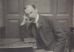 Frederick Hollyer, photograph of architect, Sir Aston Webb, about 1890. Museum no. 7752-1938