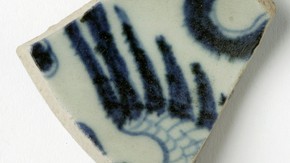 Porcelain sherd, 1368-1644 AD. Museum no. LOAN:INDIA.23 (So.0030)