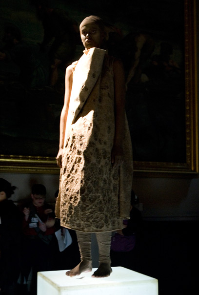 Fashion in Motion: Ma Ke Wuyong - Victoria and Albert Museum
