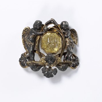 Brooch Brooch