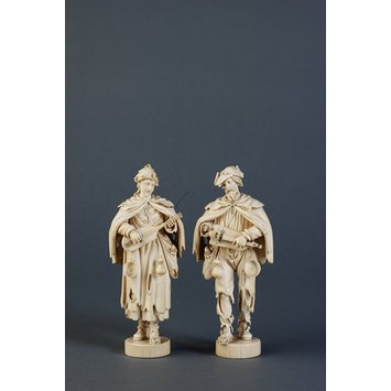 Statuette - A Beggar Woman Statuette - A Beggar Woman