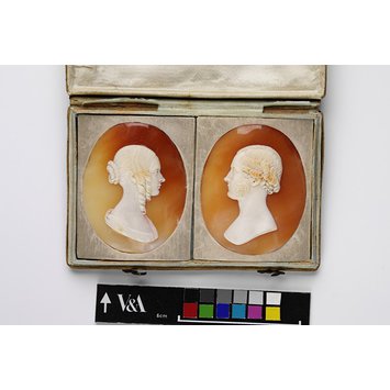 Cameo - Portrait of an unknown lady Cameo - Portrait of an unknown lady