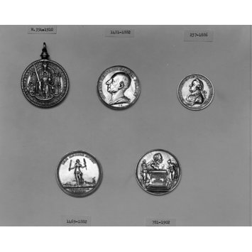 Medal - Charles V, Holy Roman Emperor Medal - Charles V, Holy Roman Emperor