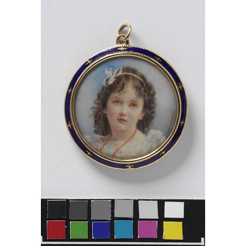 Miniature - Double-sided locket containing two portrait minitures of unknown girls Miniature - Double-sided locket containing two portrait minitures of unknown girls