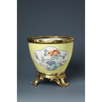 Jardiniere Jardiniere