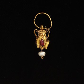Earring Earring
