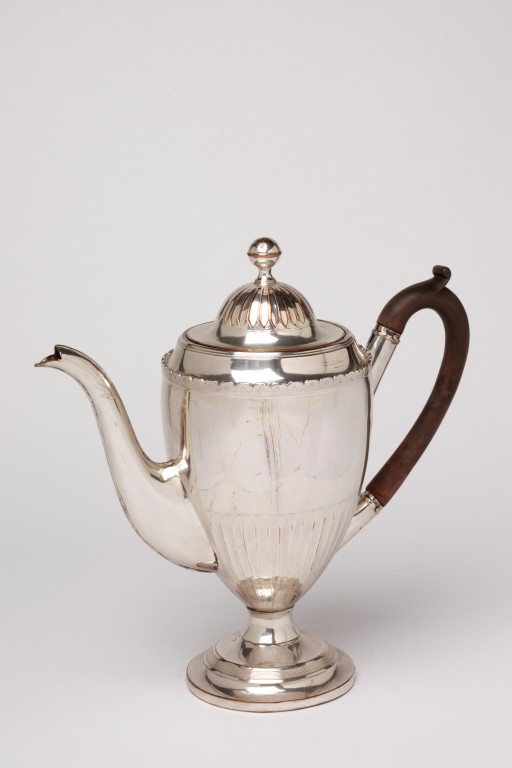 Coffee pot | V&A Search the Collections