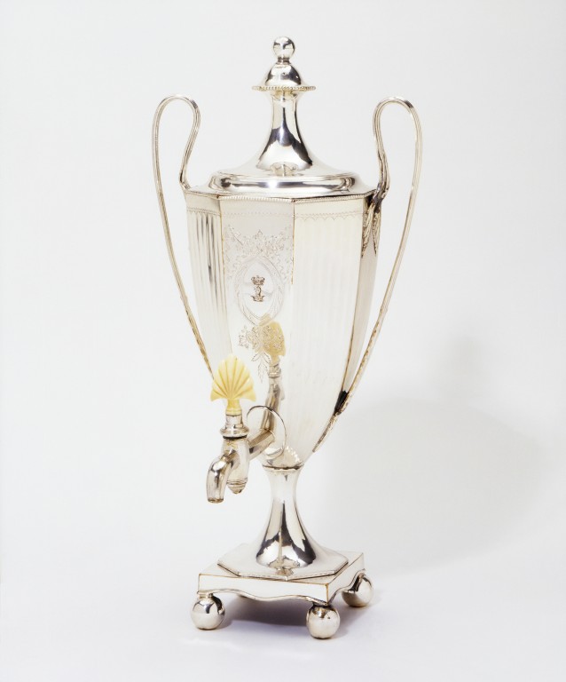 Teaurn V&A Search the Collections