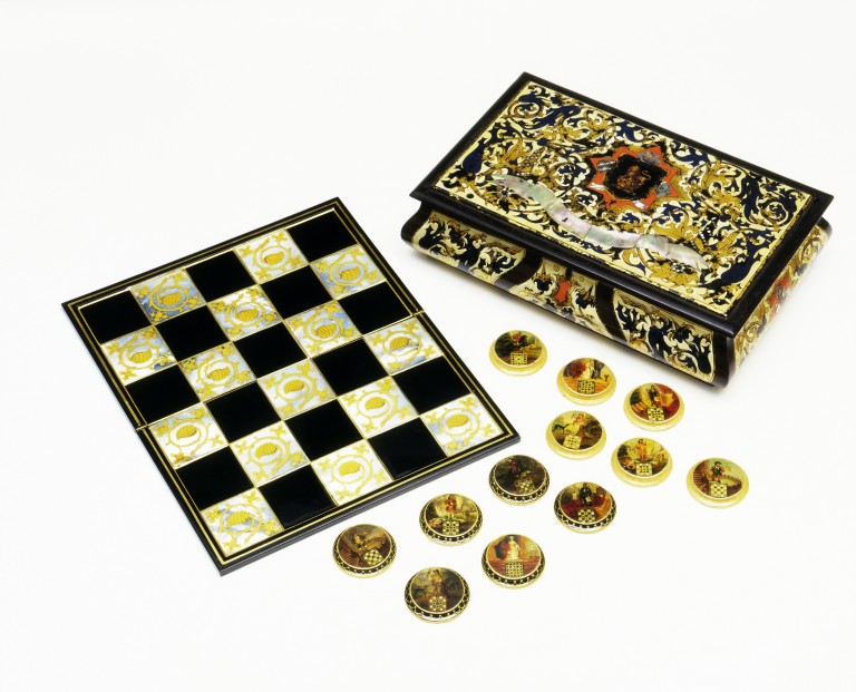 Board game V&A Search the Collections