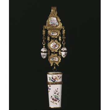 Chatelaine Chatelaine