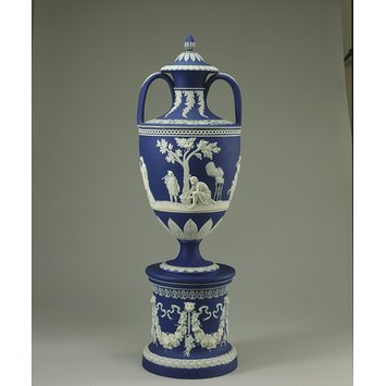 Vase And Cover Josiah Wedgwood And Sons V A Search The Collections