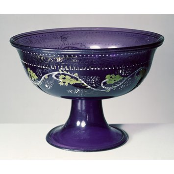 Footed bowl Footed bowl
