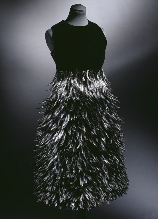 Evening ensemble | Givenchy, Hubert de | V&A Search the Collections