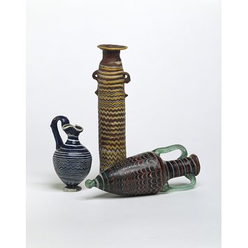 Jug (oenochoë) Jug (oenochoë)