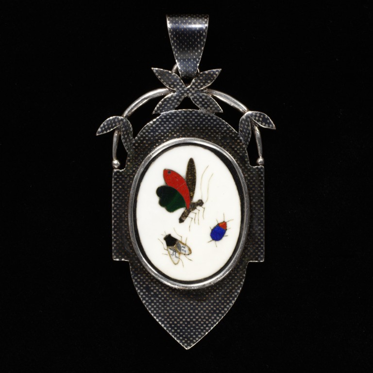 Pendant V&A Search the Collections