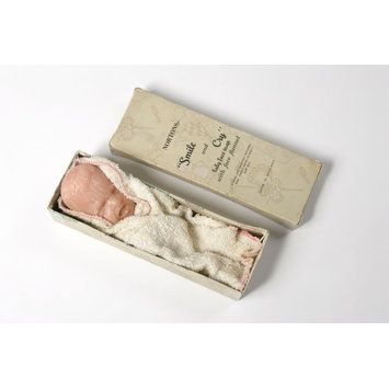 Child's novelty soap and flannel set - Smile and Cry Child's novelty soap and flannel set - Smile and Cry