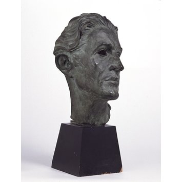 Sculpture - Ivor Novello Sculpture - Ivor Novello