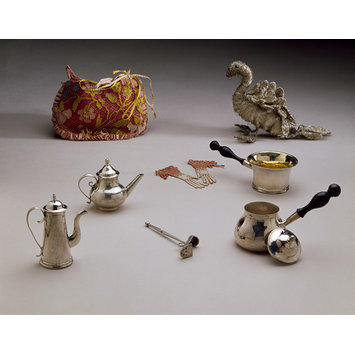 Toy saucepan and cover Toy saucepan and cover
