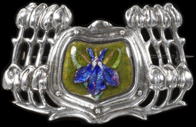 Brooch | Dawson, Nelson Ethelred | V&A Search the Collections