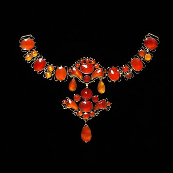 Necklet Necklet