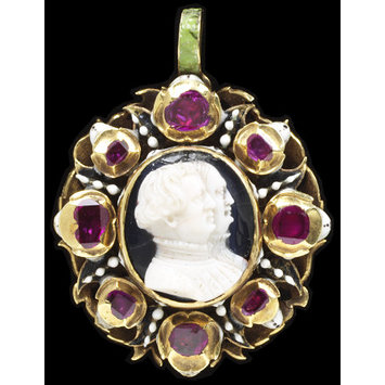 Locket Locket