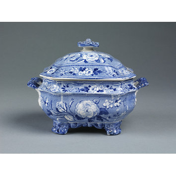 Tureen and cover Tureen and cover