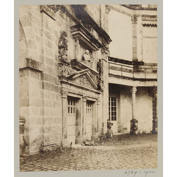 Photograph - Courtyard, Fontainebleau, France Photograph - Courtyard, Fontainebleau, France