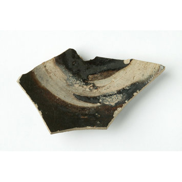 Stoneware bowl sherd - The Stein Collection Stoneware bowl sherd - The Stein Collection