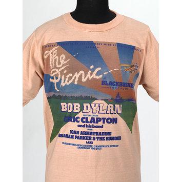 T-shirt - The Picnic T-shirt - The Picnic