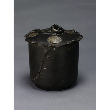 Jar and cover - Frill ware Jar and cover - Frill ware