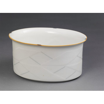 Tureen and lid - Facet Tureen and lid - Facet