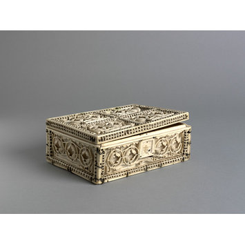 Casket - Casket with foliate roundels Casket - Casket with foliate roundels