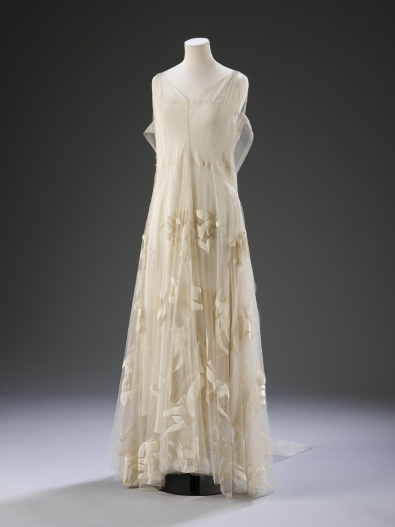 Evening dress | Madeleine Vionnet | V&A Search the Collections